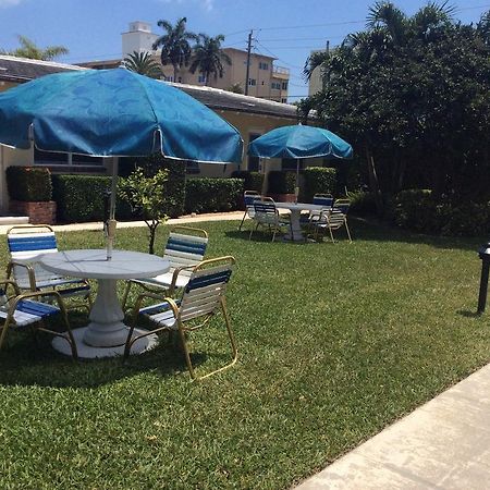 The Grove Condominium Delray Beach Room photo